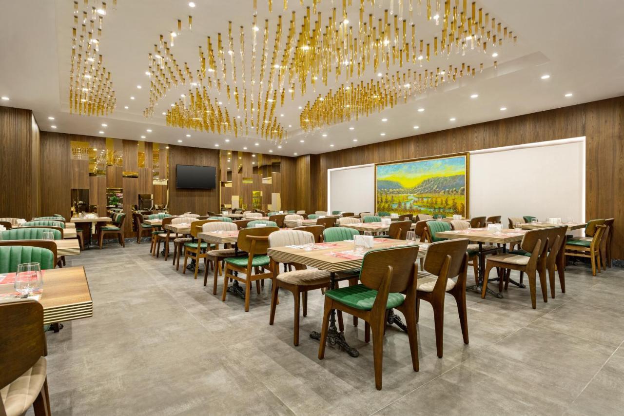 Ramada By Wyndham Istanbul Umraniye Hotel Ngoại thất bức ảnh