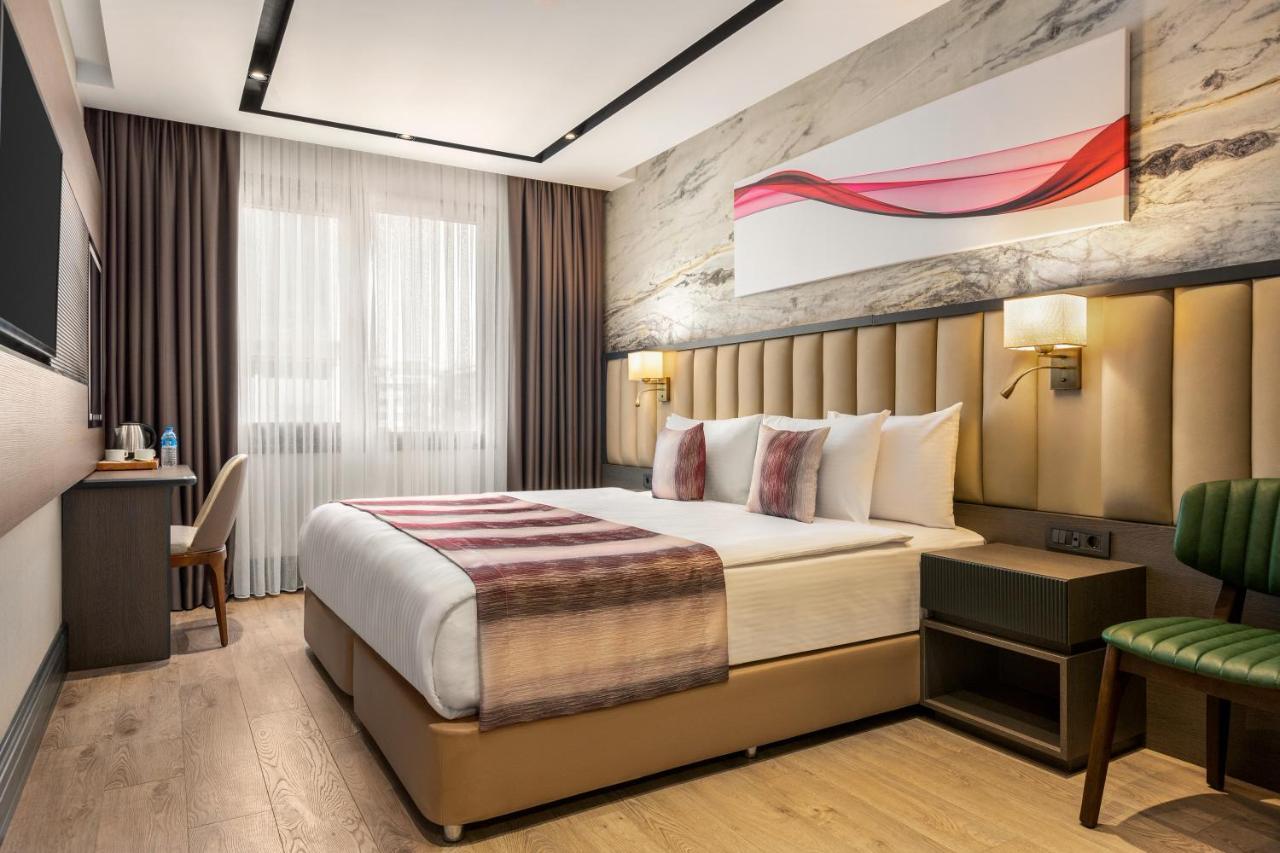 Ramada By Wyndham Istanbul Umraniye Hotel Ngoại thất bức ảnh
