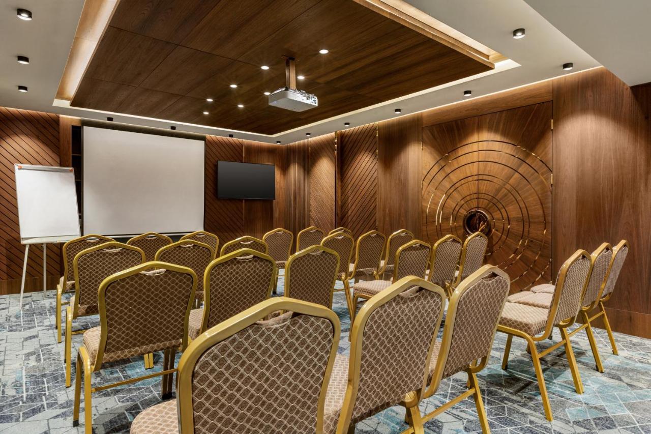 Ramada By Wyndham Istanbul Umraniye Hotel Ngoại thất bức ảnh