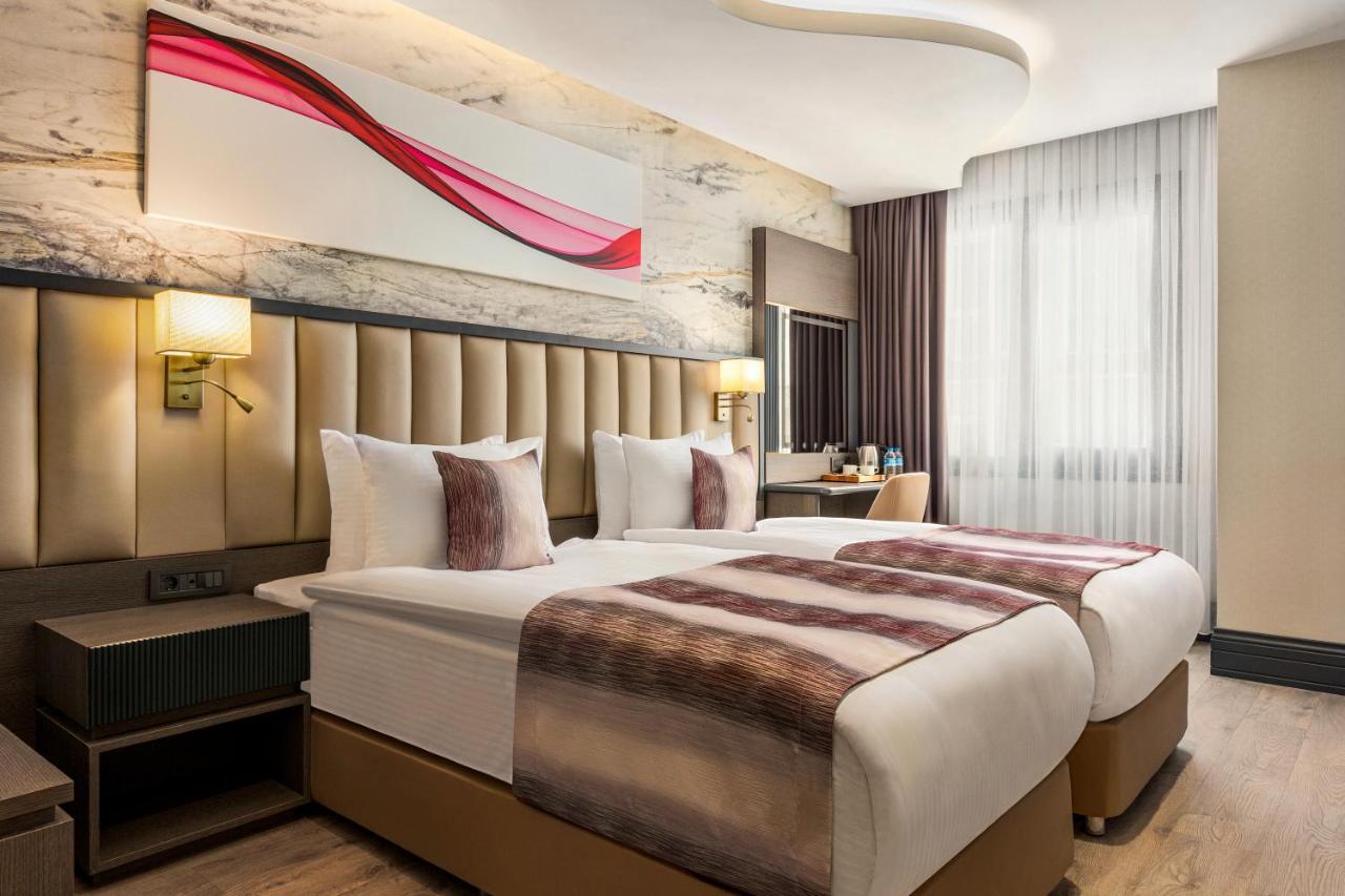 Ramada By Wyndham Istanbul Umraniye Hotel Ngoại thất bức ảnh