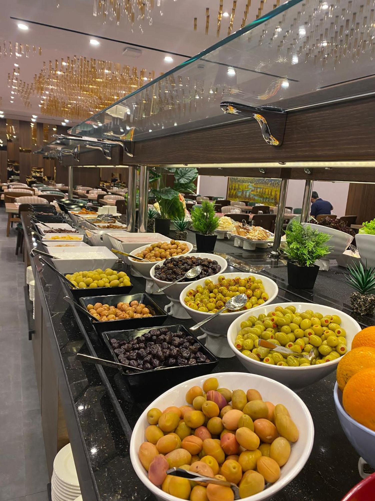 Ramada By Wyndham Istanbul Umraniye Hotel Ngoại thất bức ảnh