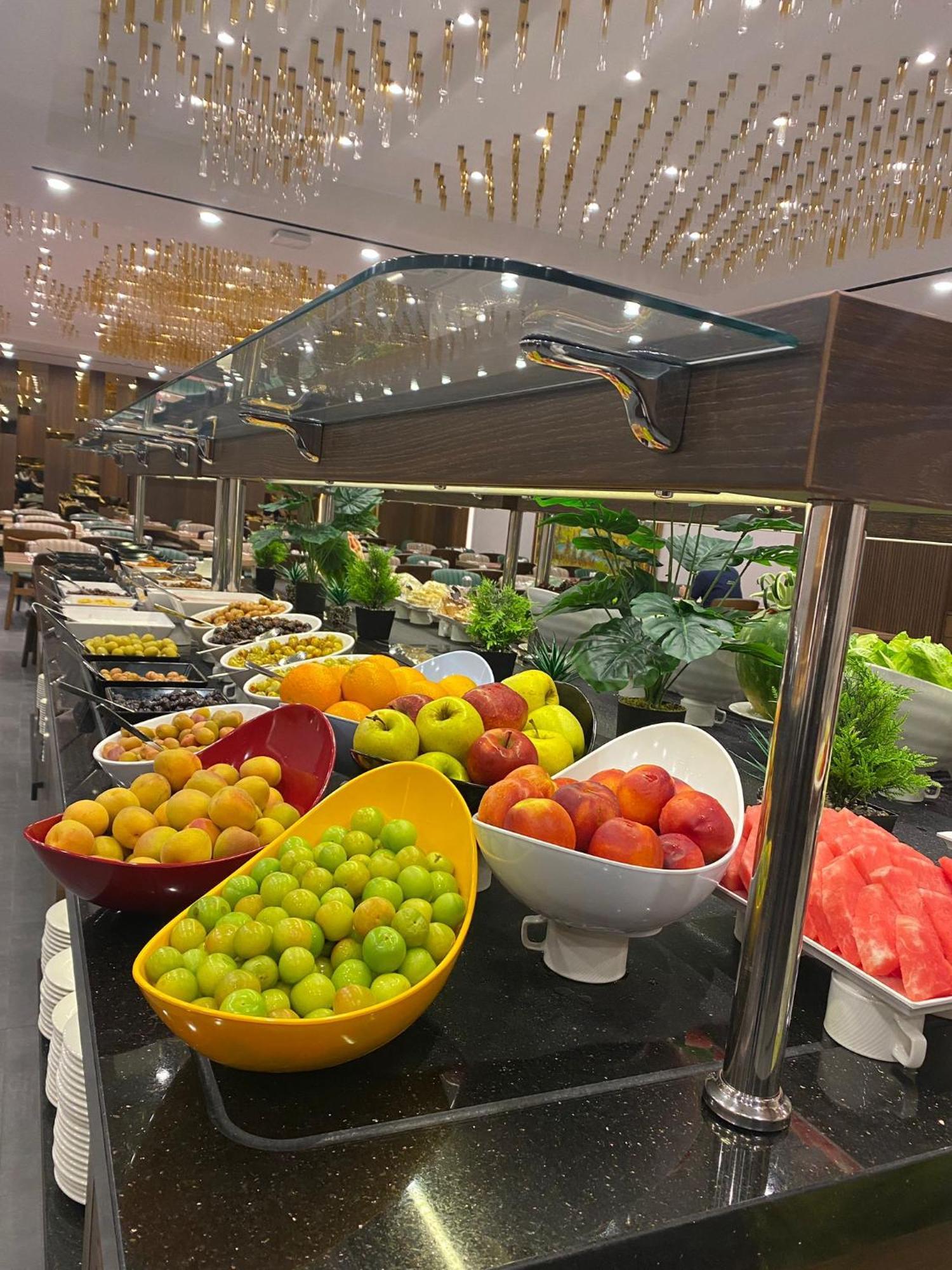 Ramada By Wyndham Istanbul Umraniye Hotel Ngoại thất bức ảnh